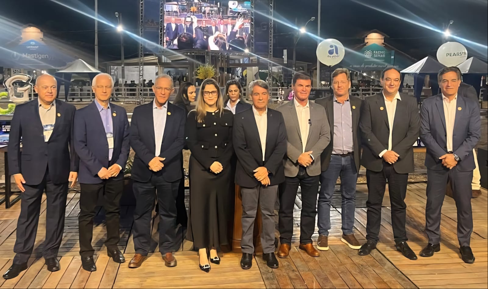 Entre as autoridades na abertura da Megaleite, no Paarque da Gameleira, o vice-presidente da Ocemg, Samuel Flam; o presidente da CR, Marcelo Candiotto; o presidente do Sistema Faemg Senar, Antônio de Salvo; o presidente do Silemg, Guilherme Abrantes; o presidente do Sistema Fiemg, Flávio Roscoe; e o presidente do Sistema Fecomércio MG, Nadim Donato.